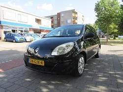 Zwart Gebruikt 2008 Renault Twingo Authentique Hatchback | € 2.950 (Eerlijke prijs)