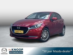 Soul red crystal m Gebruikt 2021 Mazda 2 Signature Hatchback | € 19.900 (Iets duurder)