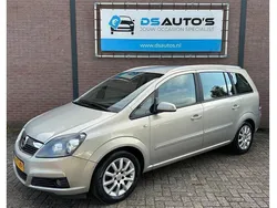 Grijs Gebruikt 2007 Opel Zafira MPV | € 3.199 (Eerlijke prijs)