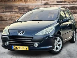 Blauw, metallic lak Gebruikt 2008 Peugeot 307 Premium Stationwagen | € 950 (Super prijs)