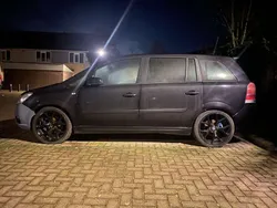 Zwart Gebruikt 2007 Opel Zafira OPC MPV | € 3.499 (Super prijs)