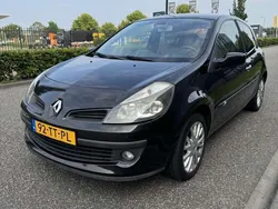 Zwart Gebruikt 2007 Renault Clio II Dynamique Hatchback | € 2.099 (Eerlijke prijs)