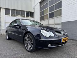 Blauw Gebruikt 2003 Mercedes CLK320 Elegance Coupé | € 4.250 (Eerlijke prijs)