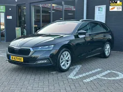 Zwart Gebruikt 2021 Skoda Octavia Business Line Stationwagen | € 13.999 (Eerlijke prijs)