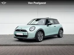 Ocean wave green Gebruikt 2024 Mini Cooper Classic Hatchback | € 34.900 (Duur)
