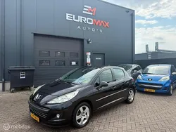 Zwart Gebruikt 2010 Peugeot 207 Hatchback | € 2.649 (Eerlijke prijs)