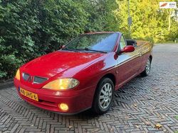 Rood Gebruikt 2001 Renault Mégane Cabriolet Cabriolet | € 1.050 (Iets duurder)