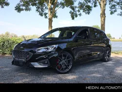 Zwart Gebruikt 2019 Ford Focus Performance Edition Hatchback | € 27.945 (Goede deal)