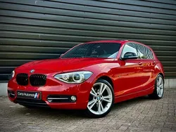 Rood / karmesinrot (a61) Gebruikt 2011 BMW 120 Shadowline Hatchback | € 9.950 (Duur)