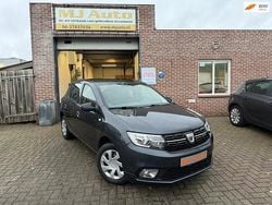 Grijs Gebruikt 2018 Dacia Sandero Lauréate Hatchback | € 7.999 (Eerlijke prijs)