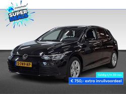 Zwart (metallic) Gebruikt 2023 VW Golf VIII Business Hatchback | € 22.945 (Super prijs)