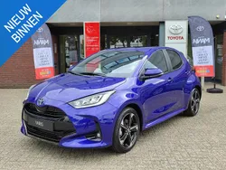 Blauw Nieuw 2025 Toyota Yaris Hybrid Executive Hatchback | € 34.695 (Eerlijke prijs)