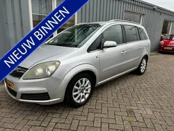 Grijs Gebruikt 2006 Opel Zafira Essentia MPV | € 2.499 (Eerlijke prijs)