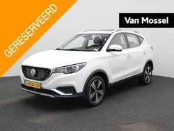 Wit Gebruikt 2020 MG ZS Luxury Sedan | € 13.945 (Goede deal)