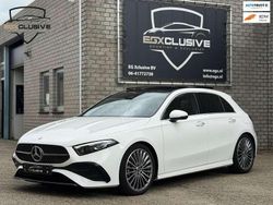 Wit, metallic lak Gebruikt 2024 Mercedes A200 AMG line Hatchback | € 35.950 (Eerlijke prijs)