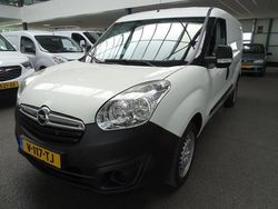 Wit Gebruikt 2018 Opel Combo Edition MPV | € 7.250 (Eerlijke prijs)