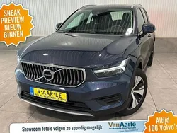Blauw, metallic lak Gebruikt 2022 Volvo XC40 Inscription SUV | € 26.650 (Eerlijke prijs)