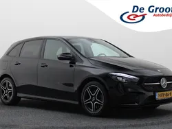 Zwart Gebruikt 2022 Mercedes B250e AMG line MPV | € 26.950 (Super prijs)