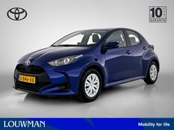 Blauw Gebruikt 2024 Toyota Yaris Active Hatchback | € 21.945 (Eerlijke prijs)