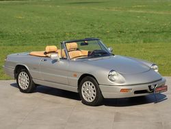 Grijs Gebruikt 1992 Alfa Romeo Spider Veloce Cabriolet | € 22.000