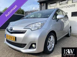 Grijs Gebruikt 2011 Toyota Verso-S MPV | € 10.795 (Eerlijke prijs)
