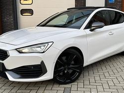 Wit Gebruikt 2022 Cupra Leon VZ3 Hatchback | € 35.495 (Eerlijke prijs)