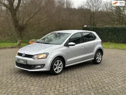 Zilver Gebruikt 2012 VW Polo Comfortline Hatchback | € 6.499 (Goede deal)