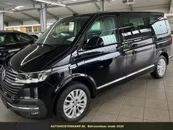 Zwart Gebruikt 2023 VW Multivan Highline Van | € 64.950 (Eerlijke prijs)
