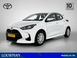 Wit Gebruikt 2021 Toyota Yaris Hybrid Active Hatchback | € 19.950 (Eerlijke prijs)