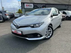 Grijs Gebruikt 2016 Toyota Auris Sedan | € 14.999 (Eerlijke prijs)