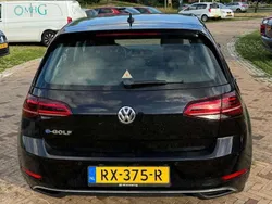 Zwart Gebruikt 2018 VW e-Golf Hatchback | € 11.000 (Eerlijke prijs)