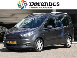 Grijs Gebruikt 2017 Ford Tourneo Courier Titanium MPV | € 13.450 (Iets duurder)