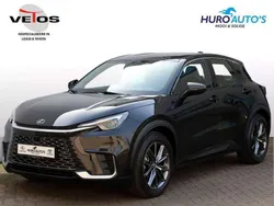 Zwart, metallic lak Gebruikt 2024 Lexus LBX SUV | € 40.750 (Eerlijke prijs)