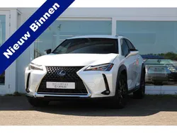 Wit, metallic lak Gebruikt 2020 Lexus UX SUV | € 27.450