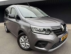 Grijs Gebruikt 2022 Renault Kangoo MPV | € 26.995 (Eerlijke prijs)