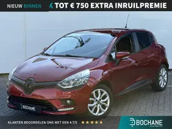 Rood Gebruikt 2017 Renault Clio IV Intens Hatchback | € 10.240 (Eerlijke prijs)