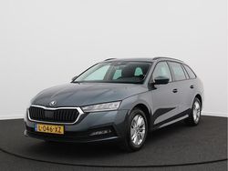 Grijs Gebruikt 2021 Skoda Octavia Business Line Stationwagen | € 18.450 (Eerlijke prijs)