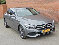 Grijs Gebruikt 2017 Mercedes C180 Prestige Sedan | € 23.500 (Eerlijke prijs)