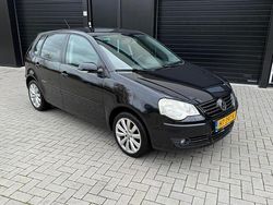 Zwart Gebruikt 2009 VW Polo Trendline Hatchback | € 3.250 (Eerlijke prijs)