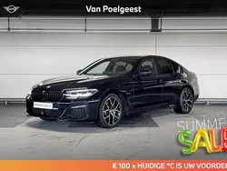 Zwart, metallic lak Gebruikt 2023 BMW 530e M Sport Sedan | € 47.900 (Iets duurder)