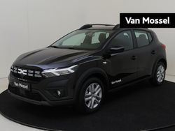 Zwart Gebruikt 2024 Dacia Sandero Expression Hatchback | € 19.930 (Iets duurder)