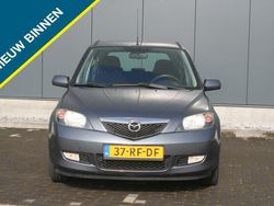 Grijs Gebruikt 2005 Mazda 2 Touring MPV | € 2.249 (Duur)