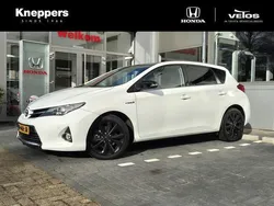 Wit Gebruikt 2016 Toyota Auris Hatchback | € 15.900 (Eerlijke prijs)