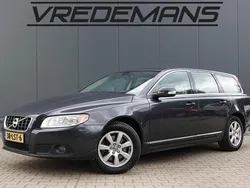 Grijs Gebruikt 2010 Volvo V70 Kinetic Stationwagen | € 3.750 (Iets duurder)
