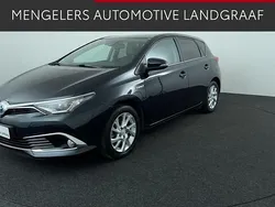 Grijs Gebruikt 2015 Toyota Auris Hatchback | € 14.950 (Eerlijke prijs)