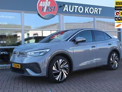 Grijs Gebruikt 2022 VW ID.5 Pro SUV | € 30.999 (Eerlijke prijs)