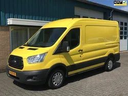 Geel Gebruikt 2017 Ford Transit Trend Van | € 10.950 (Super prijs)