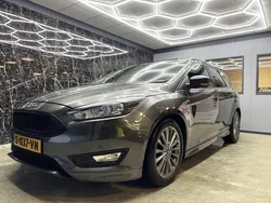 Grijs Gebruikt 2018 Ford Focus ST-Line Stationwagen | € 11.750 (Goede deal)