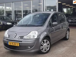 Grijs Gebruikt 2010 Renault Grand Modus Exception MPV | € 2.995 (Eerlijke prijs)