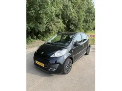 Zwart Gebruikt 2012 Peugeot 107 Hatchback | € 2.499 (Eerlijke prijs)